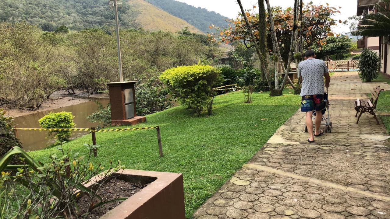 Apartamento com Vista do Lago